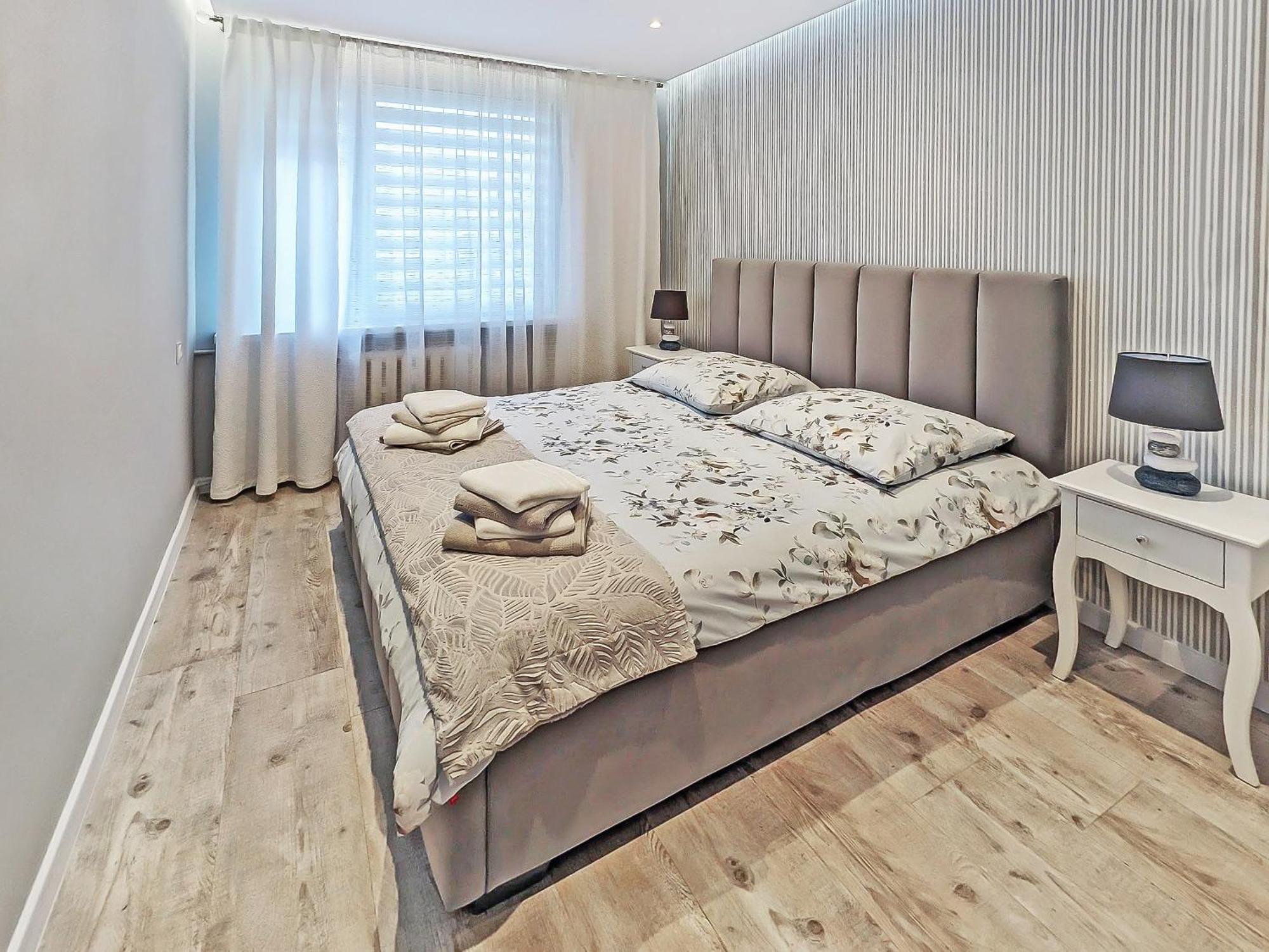 Ultra Modern, Spotless Apartment In ทอรูน ภายนอก รูปภาพ