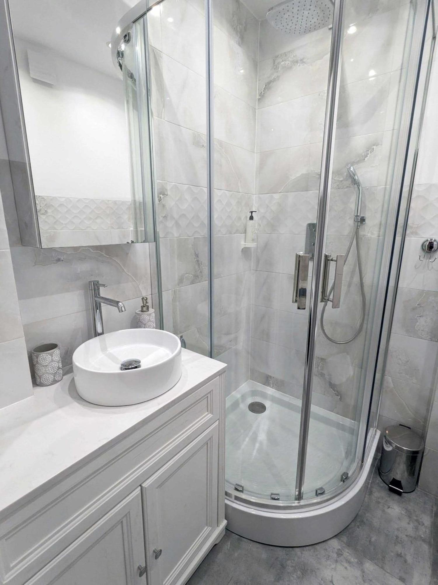 Ultra Modern, Spotless Apartment In ทอรูน ภายนอก รูปภาพ